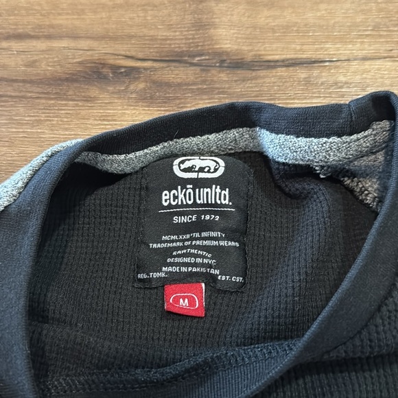Ecko Men's Mixed Up Black & Gray Thermal Raglan. Size M - Picture 4 of 5